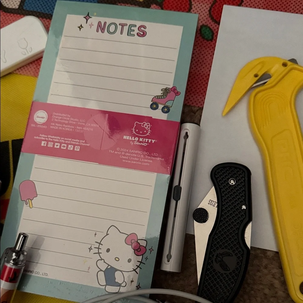 Hello Kitty Accessories - Picture 6 of 8